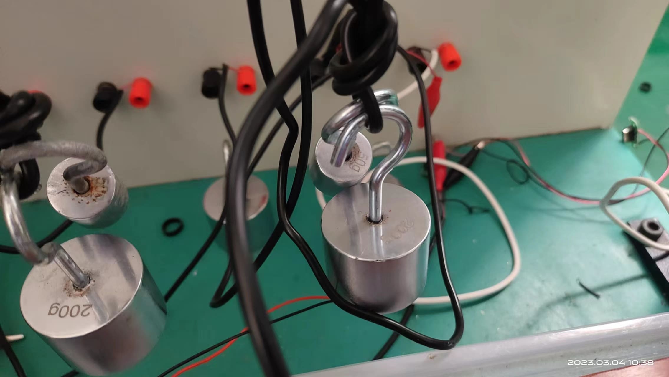 Why Do Massage Guns Make Noise? A Technical Breakdown of Noise Sources and How We Reduce Them