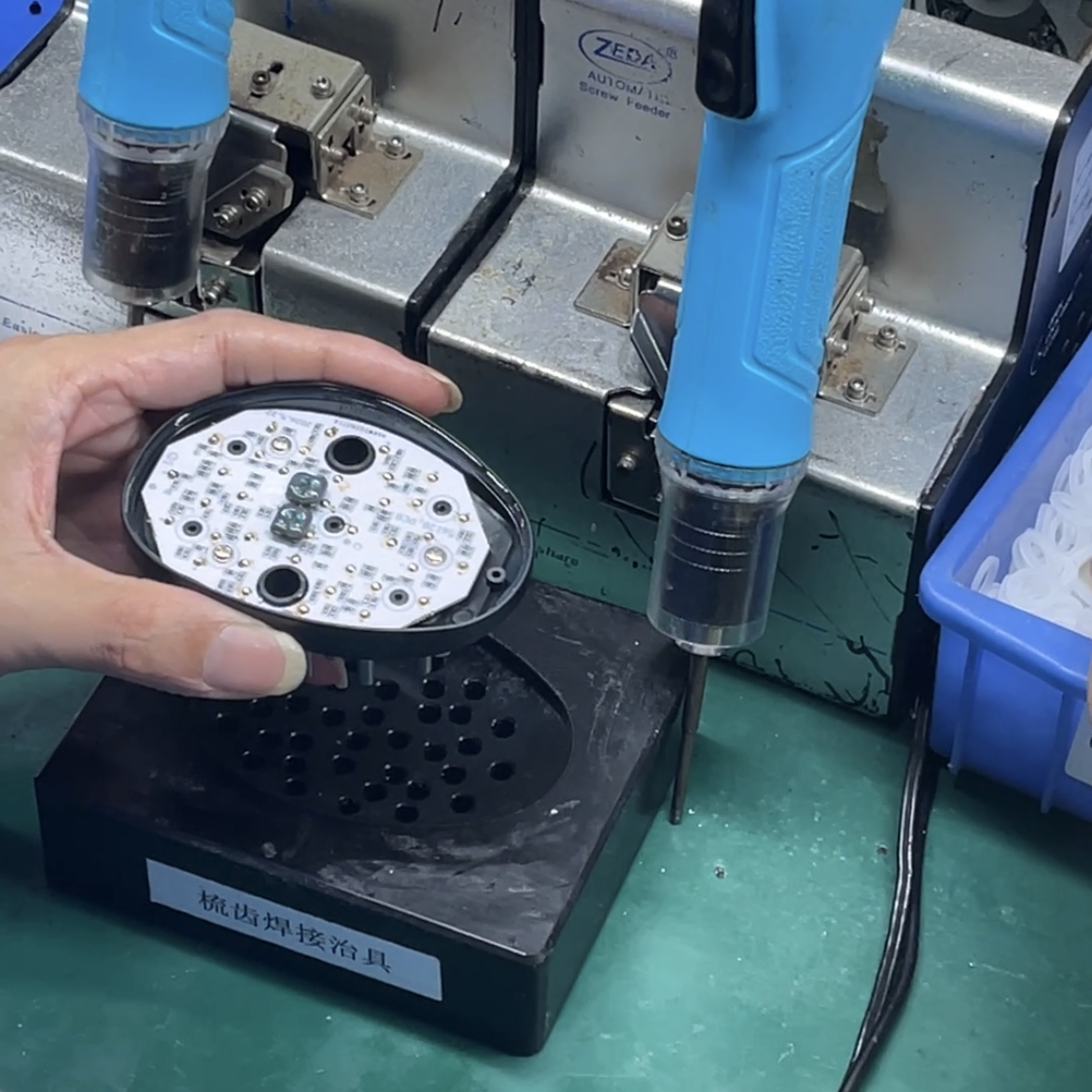 Custom Scalp Massager Vendor｜Reliable OEM & ODM Scalp Massager Manufacturer
